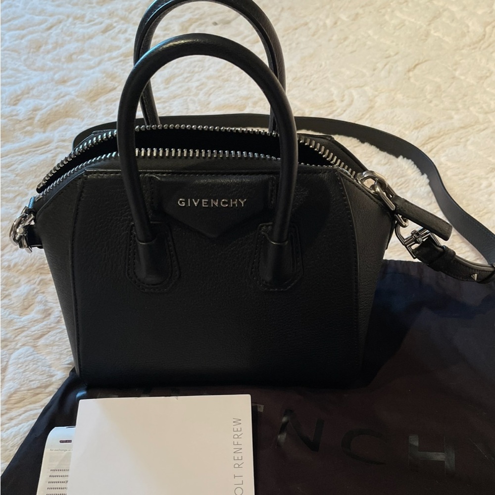 Givenchy Antigona Mini